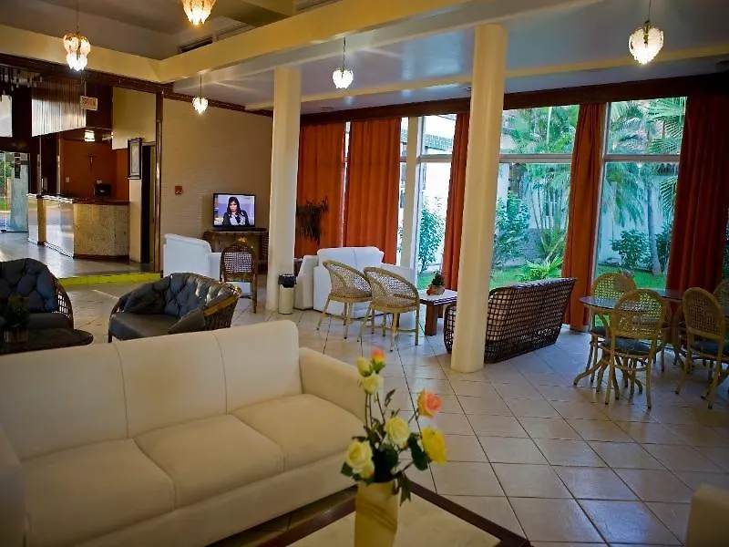 Ravena Cassino Hotel ラグーナ