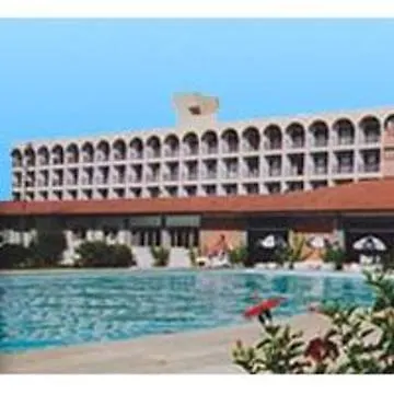 Ravena Cassino Hotel ラグーナ