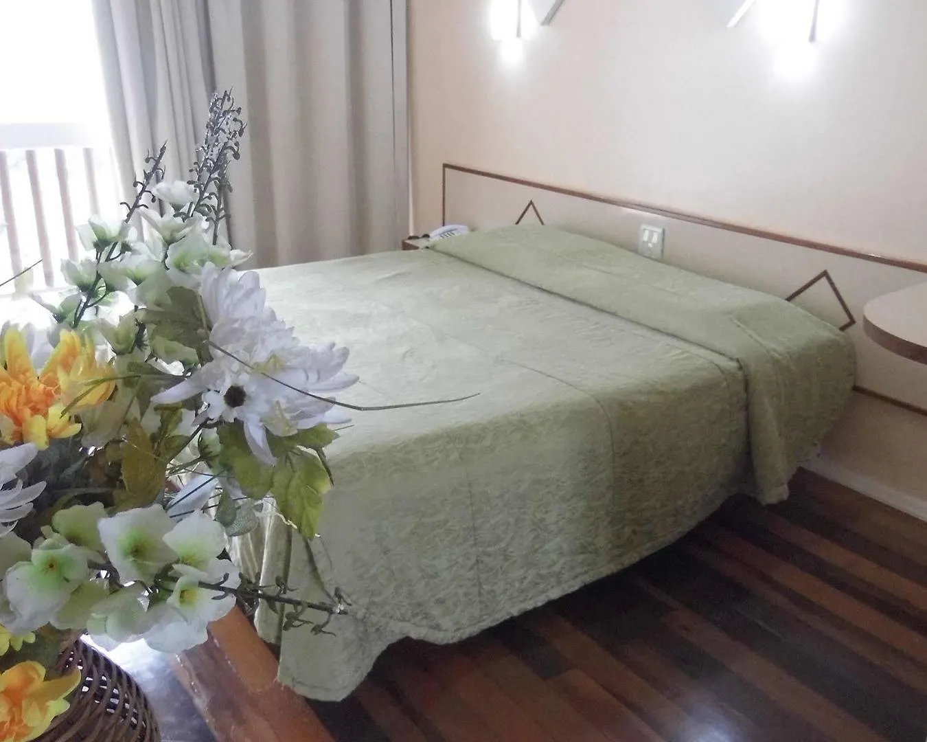 Ravena Cassino Hotel ラグーナ