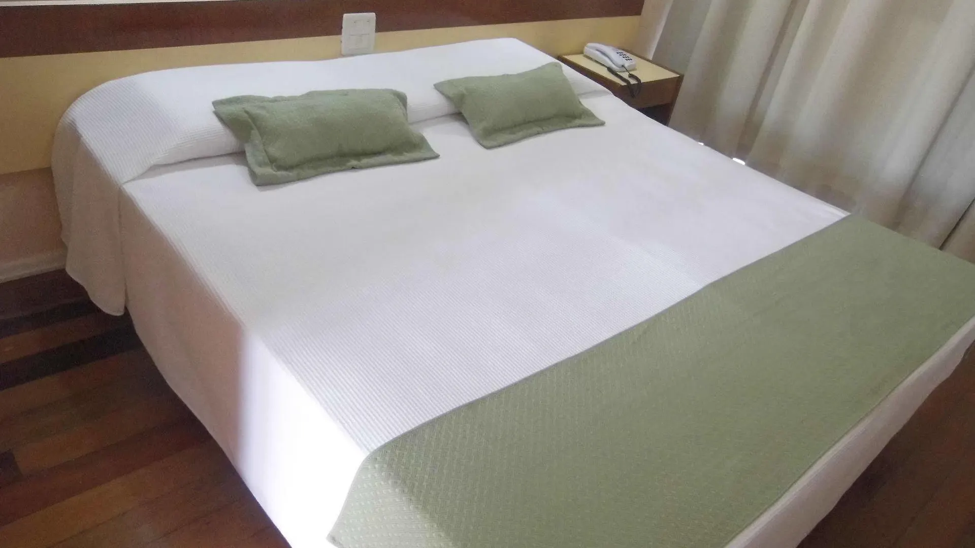 Ravena Cassino Hotel ラグーナ